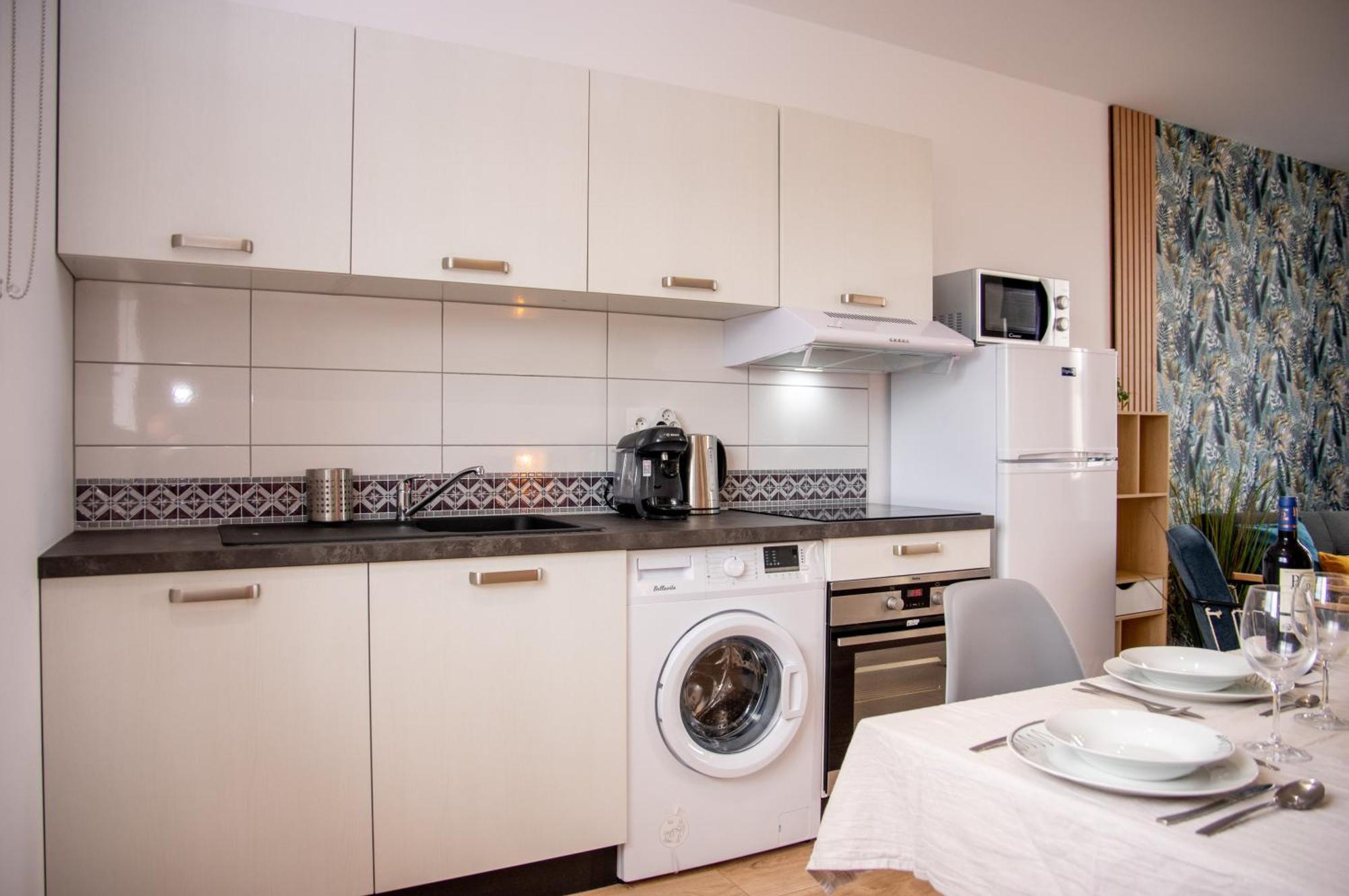 Apartmán Duplex Cocoon - 10 Min De Blaye - 20 Min Cnpe - Wifi - Tv Hd Saint-Seurin-de-Cursac Exteriér fotografie